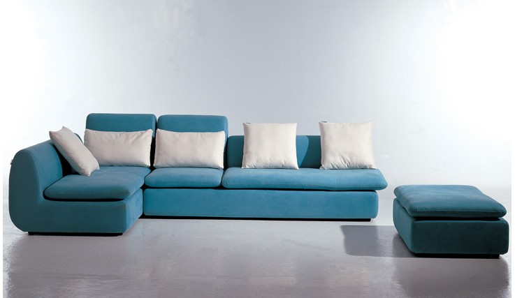 長(zhǎng)安保潔公司是如何清洗不同材質(zhì)沙發(fā)？